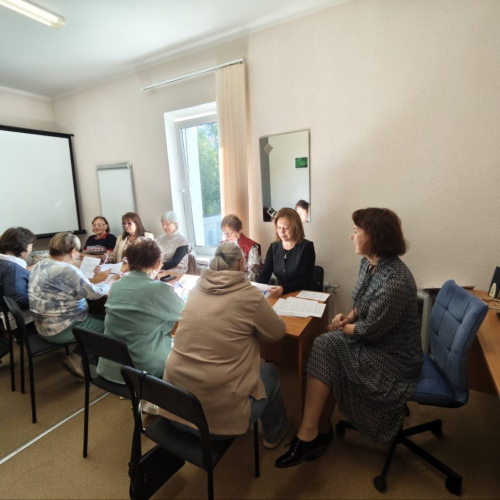 «Пусть осень жизни будет золотой».